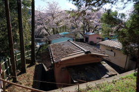 相模湖廃モーテルロケ地です