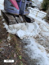 相模湖廃工場　積雪時の導入路です